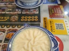 -广信牛奶甜品世家(台东店)