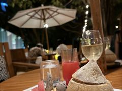 -三亚艾迪逊酒店·海滩烧烤 BARBACOA·现场乐队·浪漫晚餐·烧烤海鲜