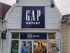 -GAP(王府井奥莱·香江小镇店)