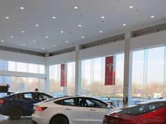 -TESLA 特斯拉(北京南四环中路特斯拉中心)