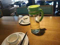 餐具摆设-杭百味·大众精选杭帮菜(西湖音乐喷泉店)