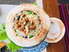 椰子饭-卷心菜和避孕套餐厅(Pattaya)