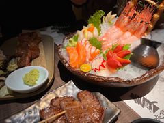 -牛坂烧肉·烧鸟·居酒屋(潮阳里店)