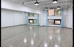 -亚太瑜伽普拉提学院