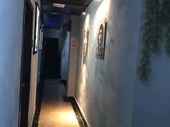 过道-爱上影私人影院(农院路店)