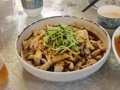 -汗腾格里·风味餐厅(新疆驻京办店)