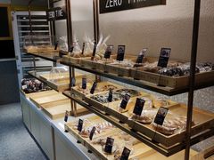 面包甜点陈列柜-ZEROTIME零家茶歇(望京店)