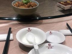 -卢家湾大酒店(诸暨店)