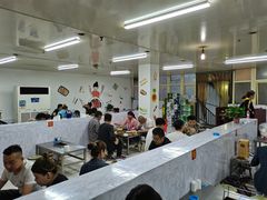 大堂-老广烧烤(骆驼山康馨园店)