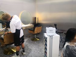 -Tloml salon