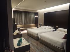 -上海龙之梦万丽酒店