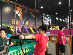 -嘿哟动霸CHUA·新潮玩运动娱乐中心·蹦床滑冰团建乐园