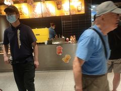 -麦当劳(中山公园龙之梦店)