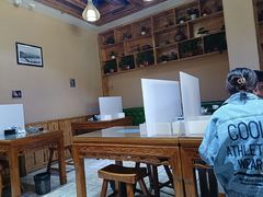 大堂-伊穆祥牛肉面总店·清真