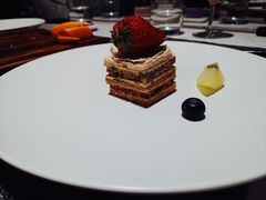 -窗外西餐厅(普罗理想国店)