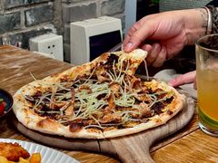川味灯影牛肉丝披萨-闲·胡同 Barblu Hutong(雍和宫五道营店)