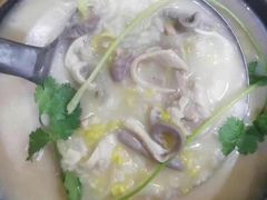 -品记潮汕砂锅粥(湖东路店)