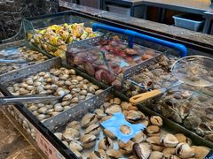 -黑金·寻焰自助百汇·烤肉·火锅(中街店)