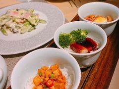 三口饭-穹六人间 people 6(岳阳路店)