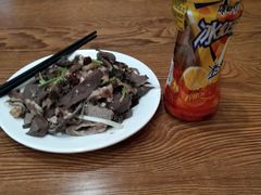 -清真吴记门钉肉饼·喜多利