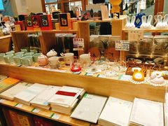 -猫的天空之城概念书店(印象城购物中心店)