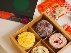 -星巴克(郑州曼哈顿广场店)