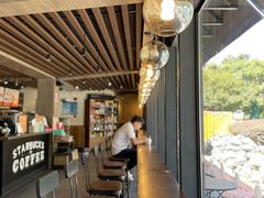 大堂-星巴克(西藏路店)