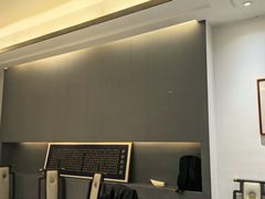 -梅花香里大酒店(郁金香路店)