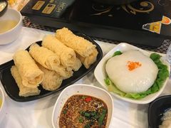 -鲜入围煮花胶鸡海鲜火锅