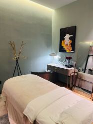 -花隐·美芙炫海菲秀皮肤管理中心