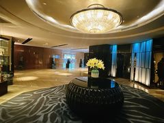 -唐拉雅秀酒店-西锦汇空中BBQ·思创餐厅