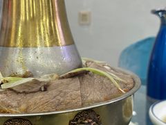 -撒拉人家.酸菜牦牛肉火锅