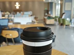 -星巴克臻选(深圳龙华红山天虹店)