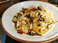 红薯叶炒包菜-吃饭皇帝大(解放西路店)