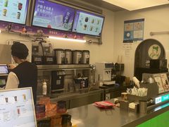 -沪上阿姨·臻选茶饮(上海环球港店)