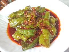 -侬佳蒸菜馆(听潮店)