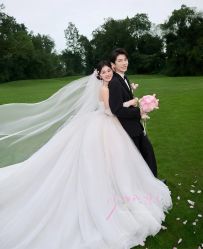 -雅云婚纱摄影工作室旗舰店