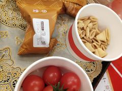 小零食-海底捞火锅(枫蓝国际购物中心店)