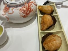 榴莲千丝酥-稻香酒家·34年老字号·港式粤菜(汉街店)