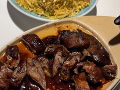 -八府香鸭·啫啫煲(华山路店)