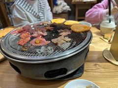 -青瓦餐厅·生鱼片·韩园烤肉(西塔店)