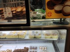 面包甜点陈列柜-读酥世家(古方路店)