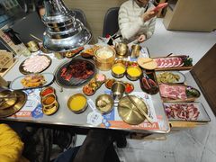 -金会长自助海鲜·烤肉(人民广场店)