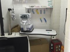 -视野联行眼镜蔡司·依视路官方授权店(顺城店)