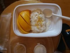 -陈记甜品窝(中山北路店)
