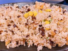 红葱脆骨炒饭-回味鸭血粉丝汤(新城市广场店)