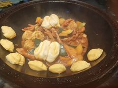 -鱼窝棚柴火铁锅炖(富山屯店)