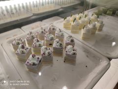 -小鱼小牛·鱼牛干锅·脆鱼火锅(世欧广场店)