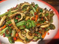 -老三样·美食研究中心(世贸路店)
