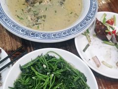 -芦茨金富饭庄·25年老字号·专做稻草鸡